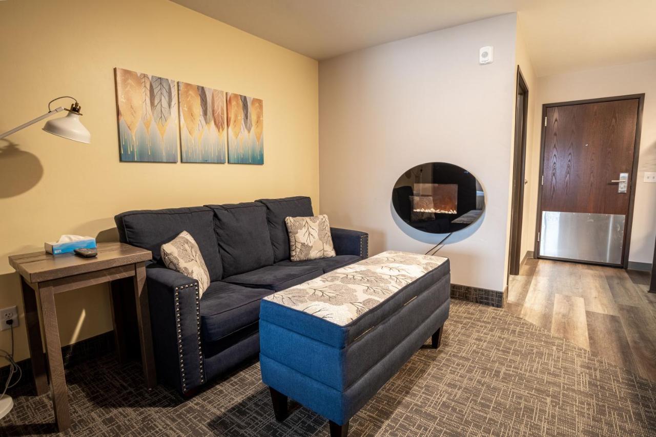 Open Hearth Lodge Систър Бей Екстериор снимка