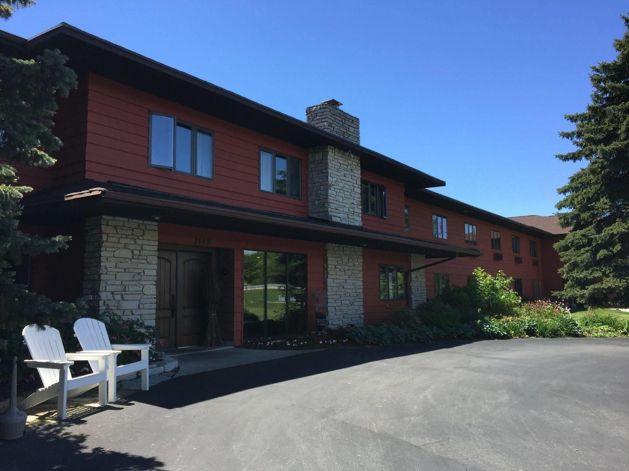 Open Hearth Lodge Систър Бей Екстериор снимка
