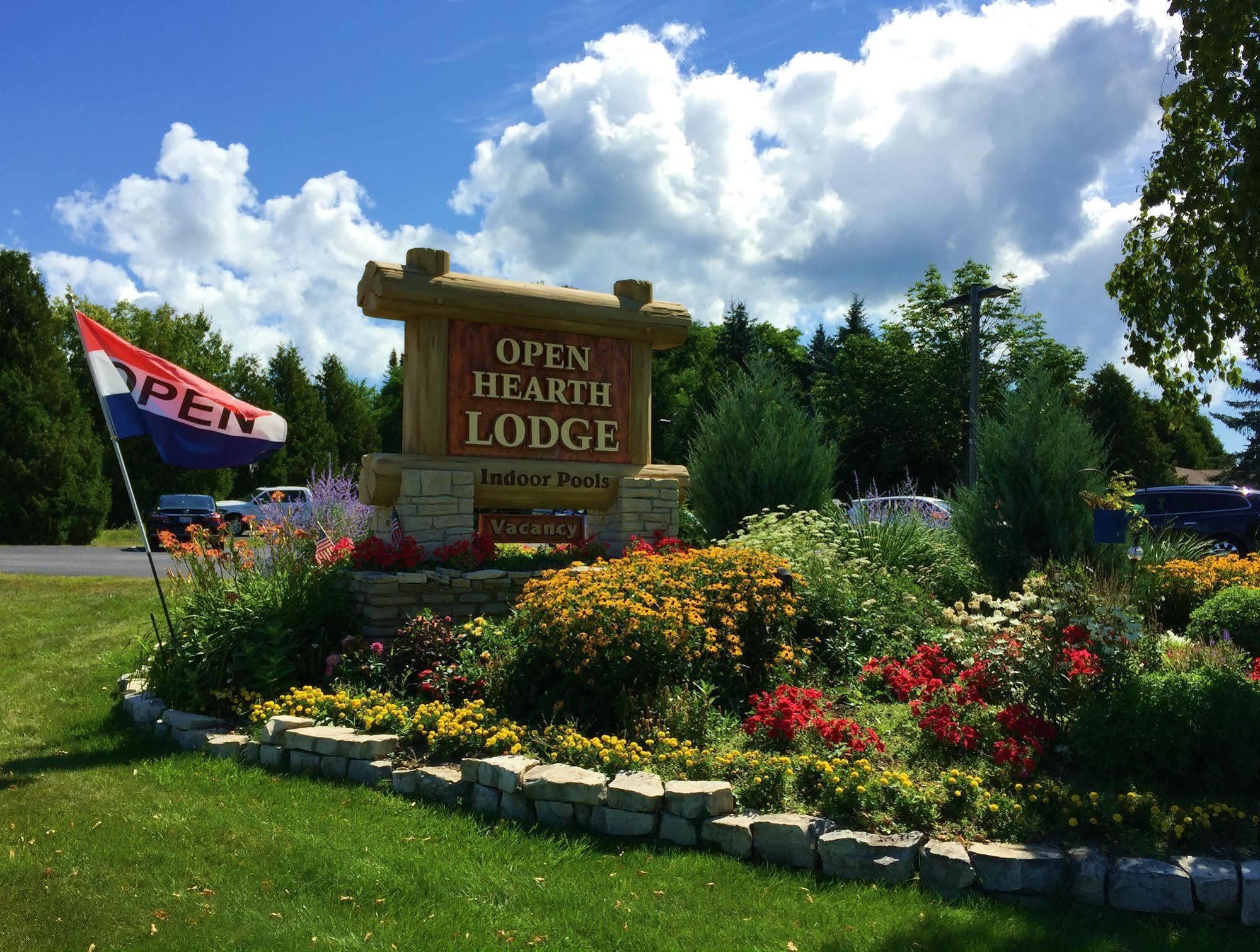 Open Hearth Lodge Систър Бей Екстериор снимка